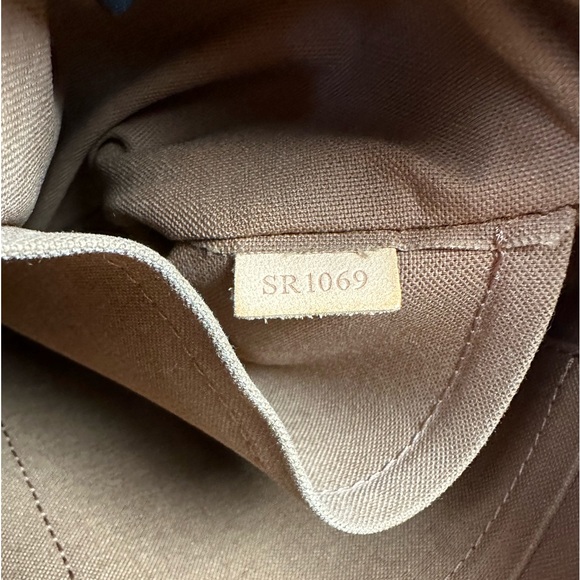 Louis Vuitton Monogram Canvas Palermo PM Tote Shoulder Bag - Picture 17 of 17